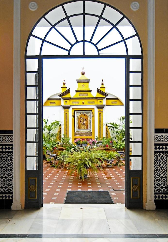 Casa Palacio Don Pedro Sevilla Exterior foto